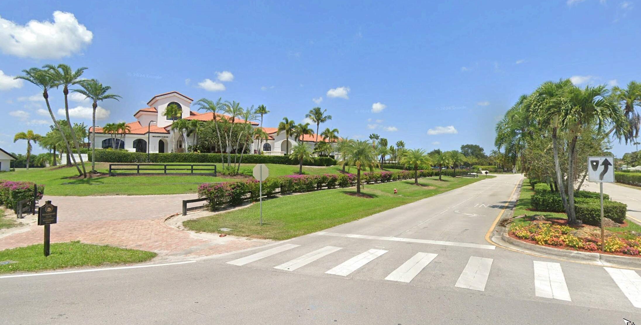 Lakefield Golf and Country Club